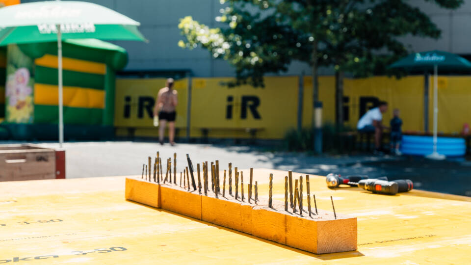 Internetdaten_2025_i+R_Sommerfest_byDarrenFeels-14